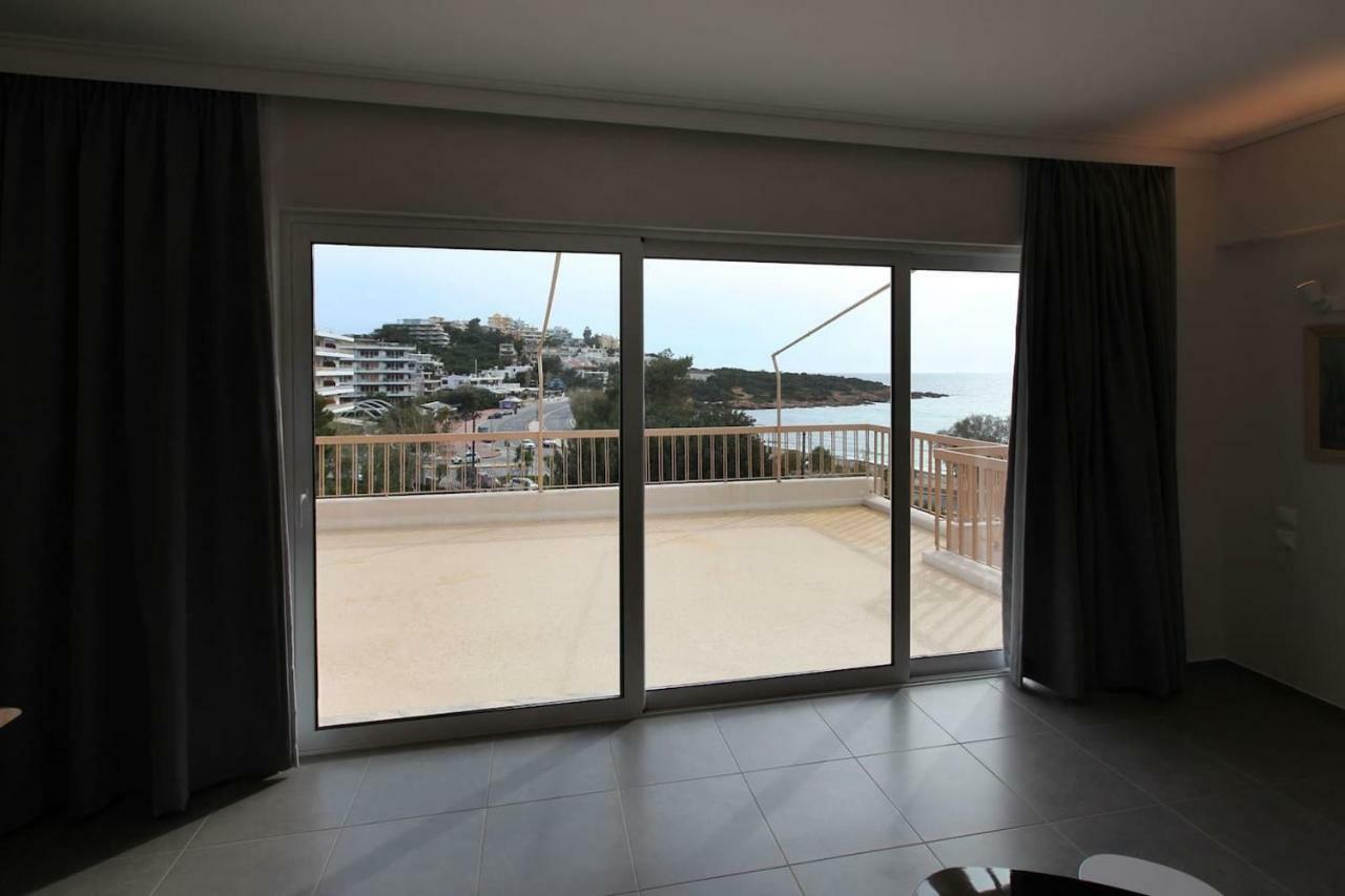 Seaside Renovated Top Floor Apartment Saronida ภายนอก รูปภาพ